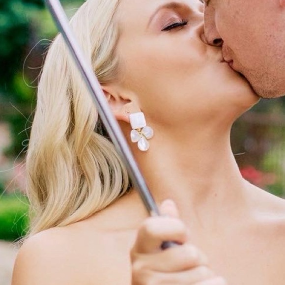 Made By Maddie Designs Callie Clover Leaf Dangles Earrings​ - Picture 5 of 6